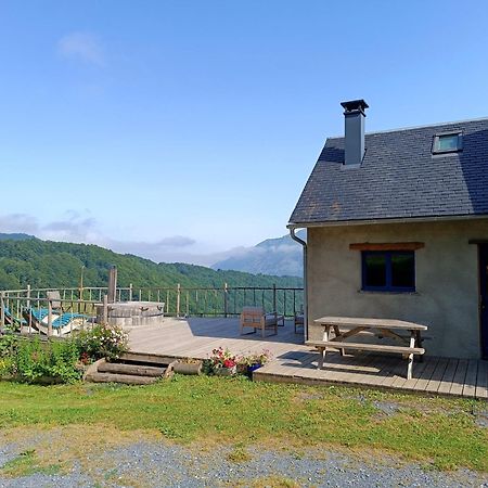 Le Panoramique Villa Campan Exterior photo